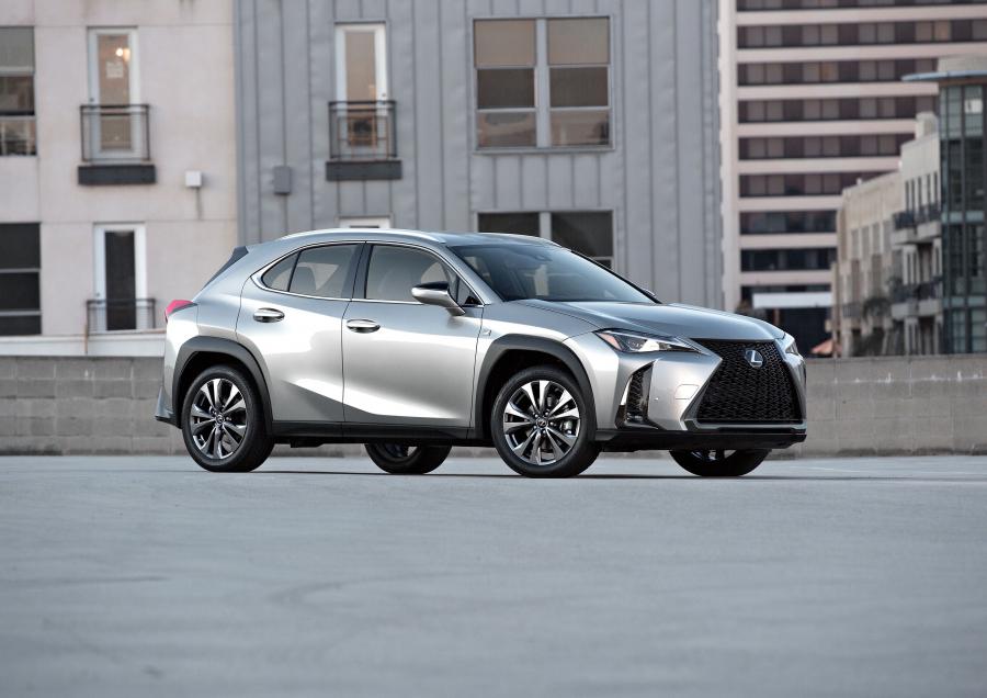  Lexus UX200 F-Sport 2018 года  (NA) (фото 24 из 40)